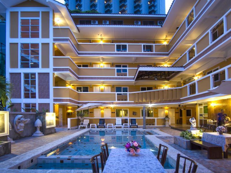 Hotel Jean Boutique Pattaya Esterno foto