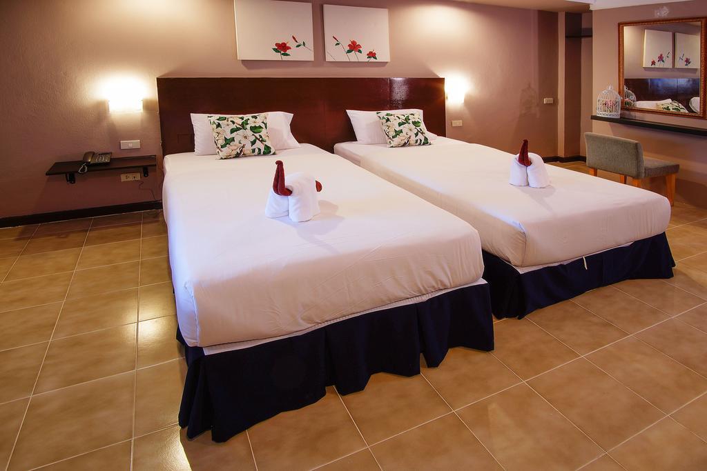 Hotel Jean Boutique Pattaya Esterno foto